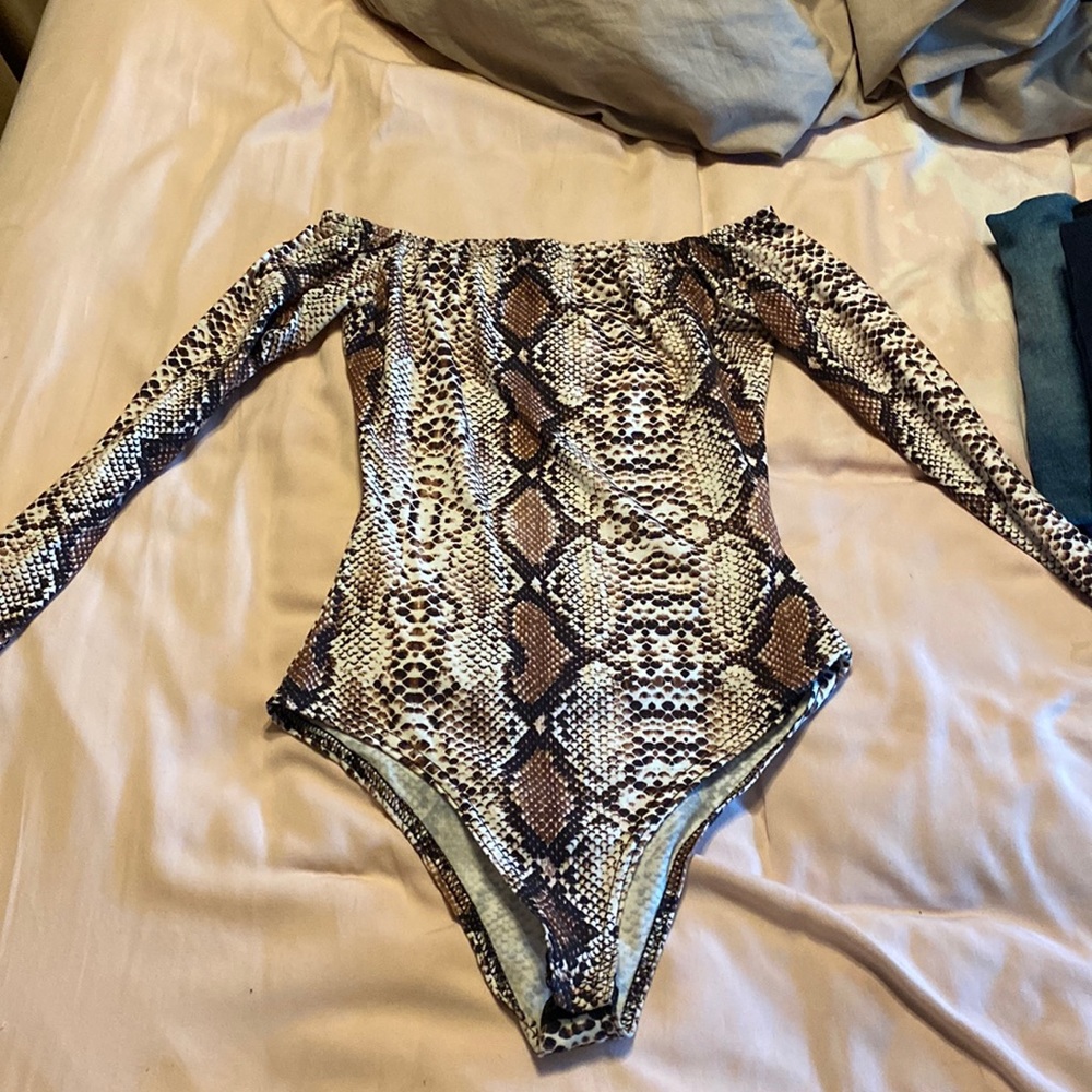Snakeskin bodysuit Size 4